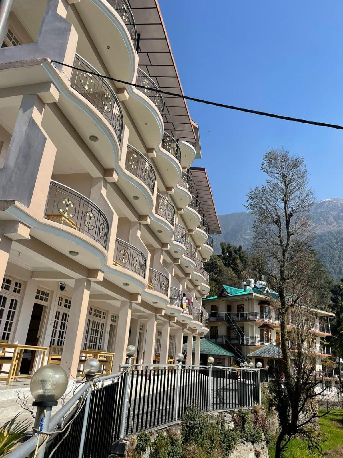 Sky Pie Hotel Νταραμσάλα Εξωτερικό φωτογραφία