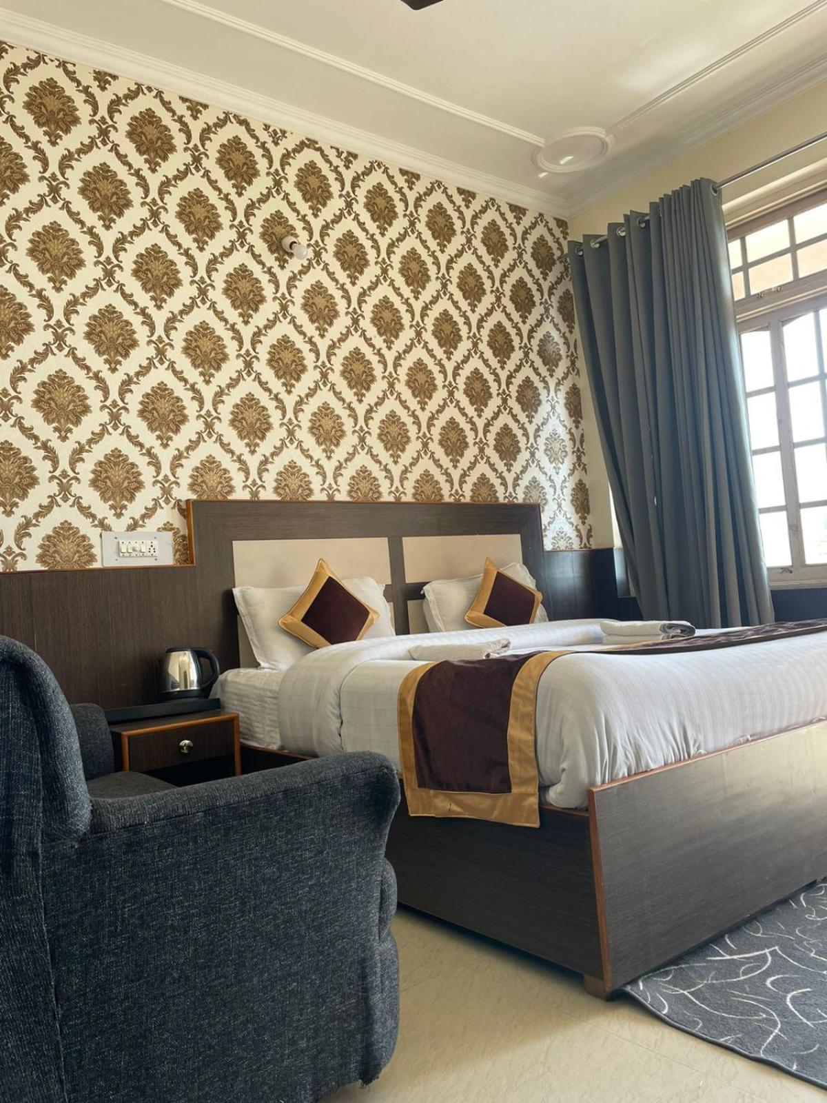 Sky Pie Hotel Νταραμσάλα Εξωτερικό φωτογραφία