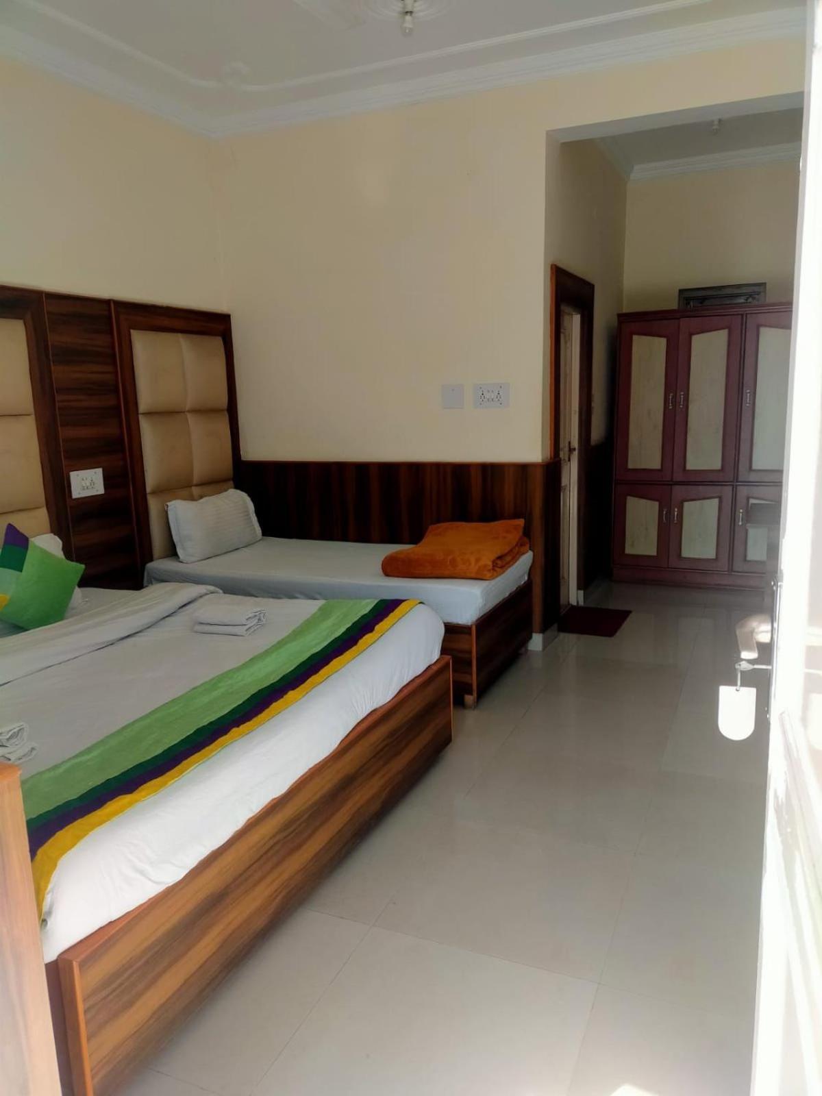 Sky Pie Hotel Νταραμσάλα Εξωτερικό φωτογραφία